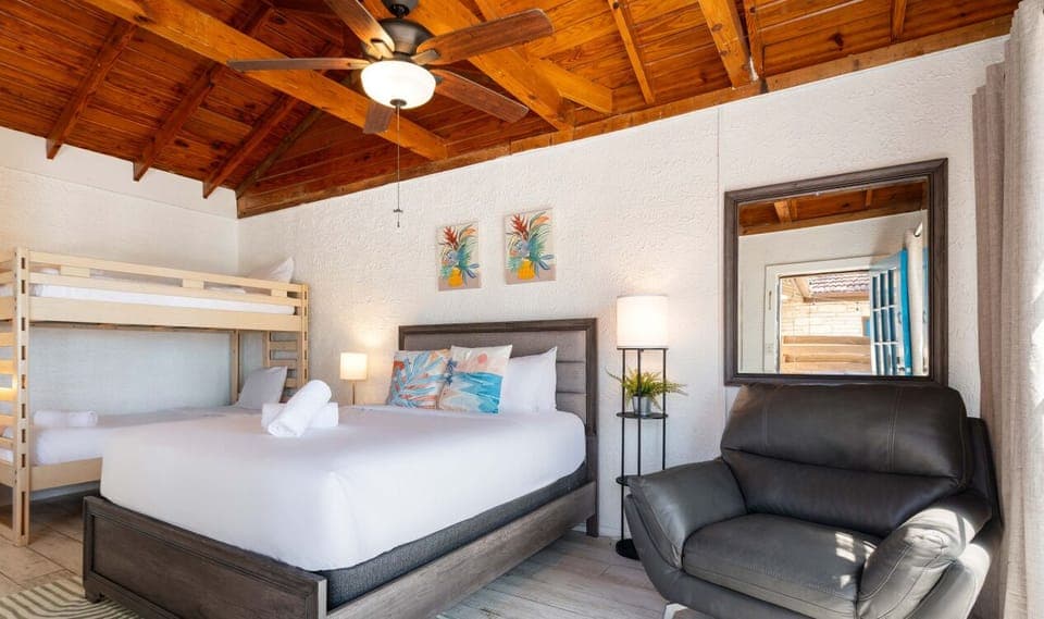 Vacation mode: ON. This bed understands your need for naps, late-night book binges, and morning sun-soaking.