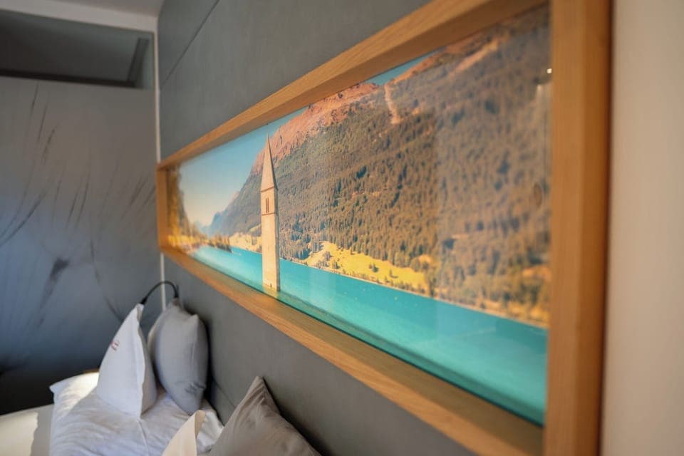 In-room safe, desk, laptop workspace, blackout drapes