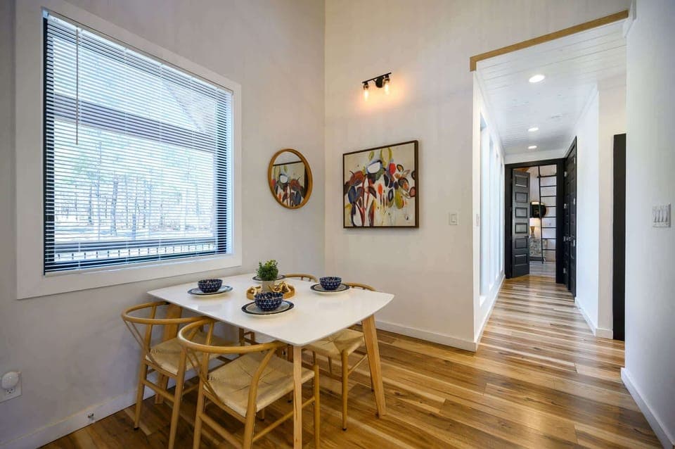 Dining table with seating for 4 