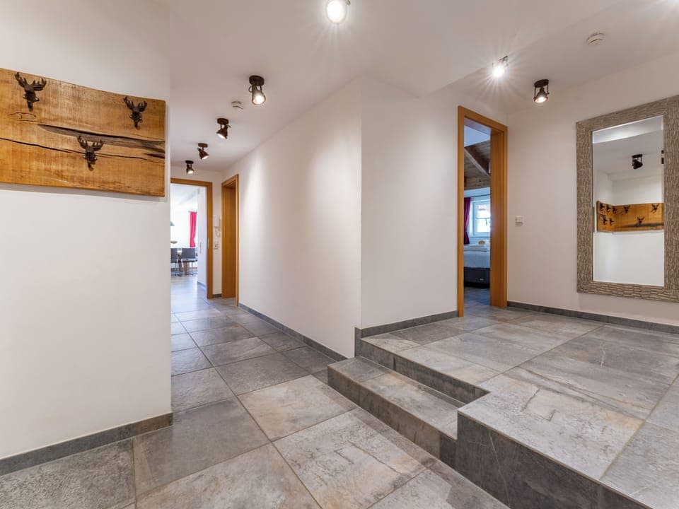 Entrance / Reception