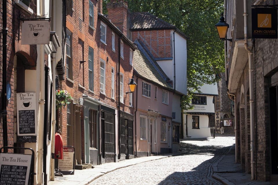 Elm Hill is ideal for retail therapy