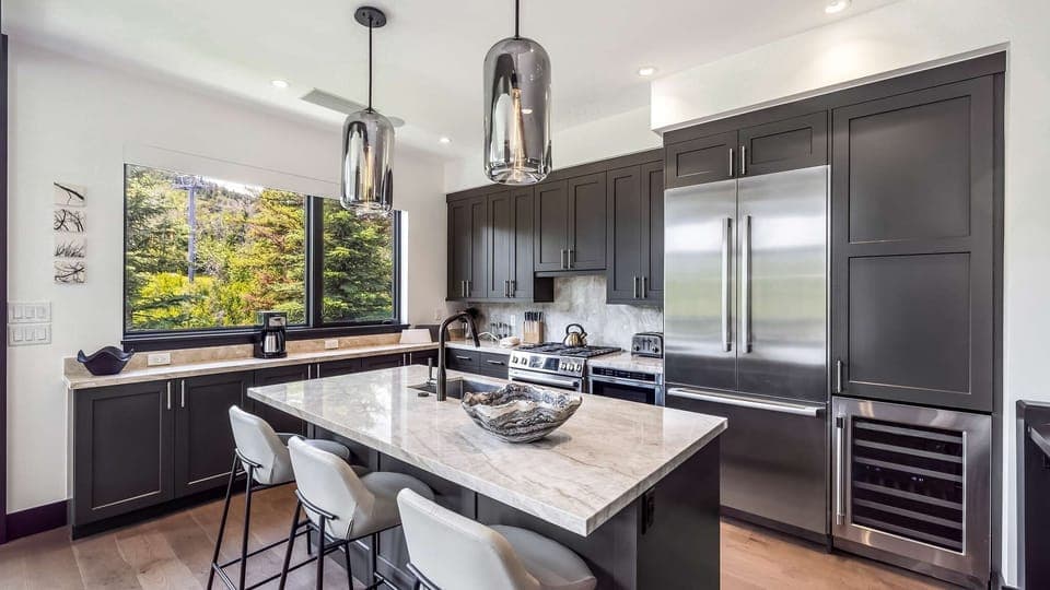 3 Waterfront Way