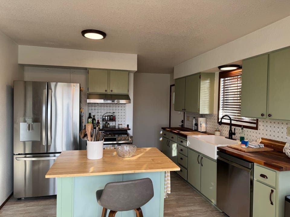 Fully equipped kitchen