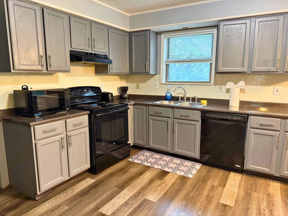 Fully equipped kitchen, perfect for cooking meals for large families.