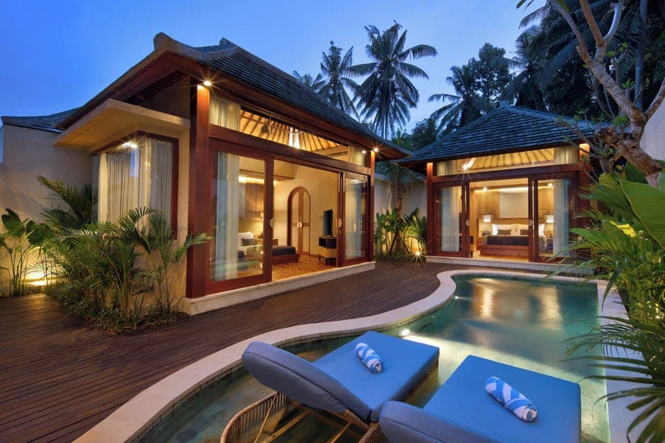 Private pool