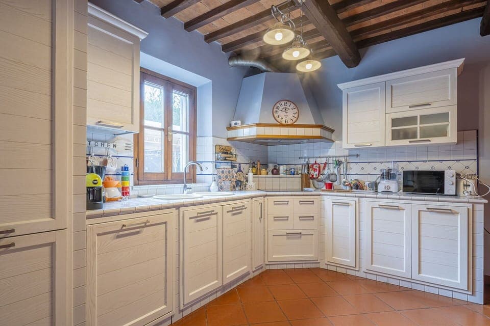 Autumn, Kitchen, Spring, Summer