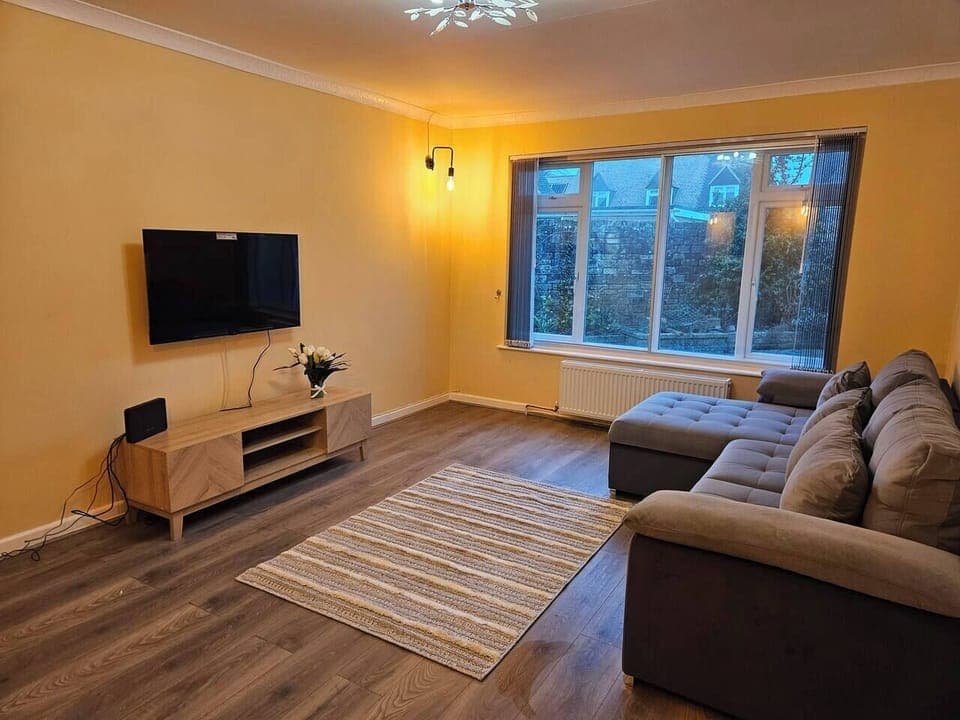 238006bd c399 4991 bce3 754354951693