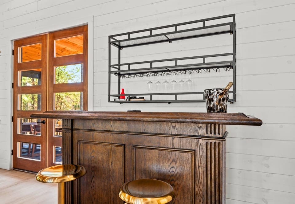 The corner bar is the perfect spot to mix up your favorite drinks and toast to an unforgettable getaway.