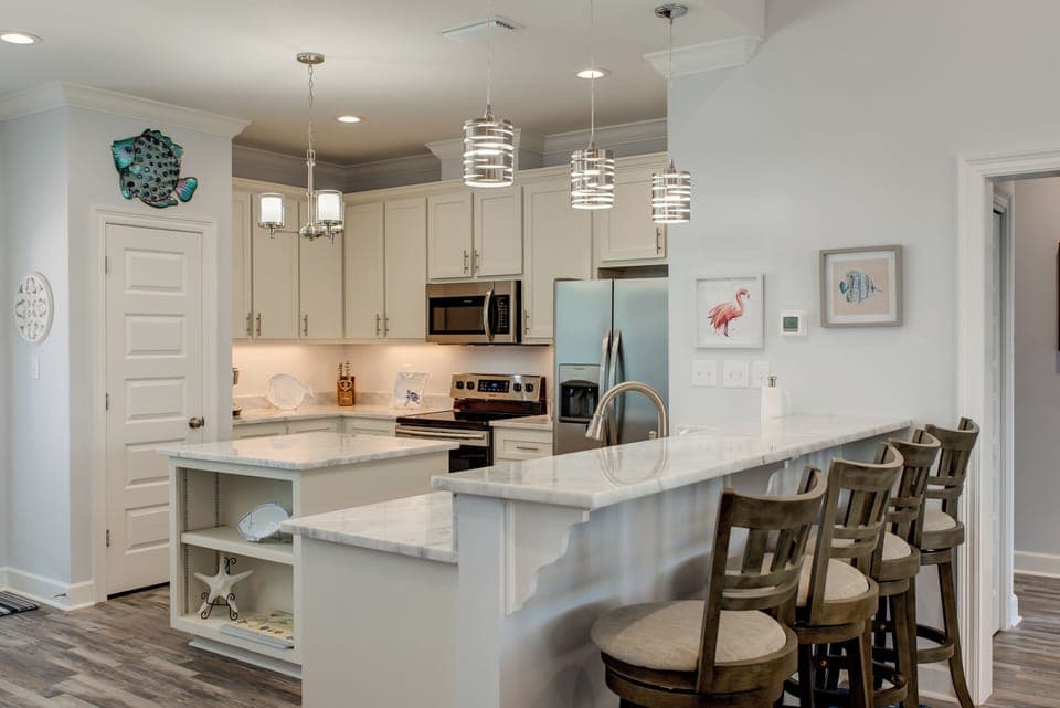 Kitchen Bar 
