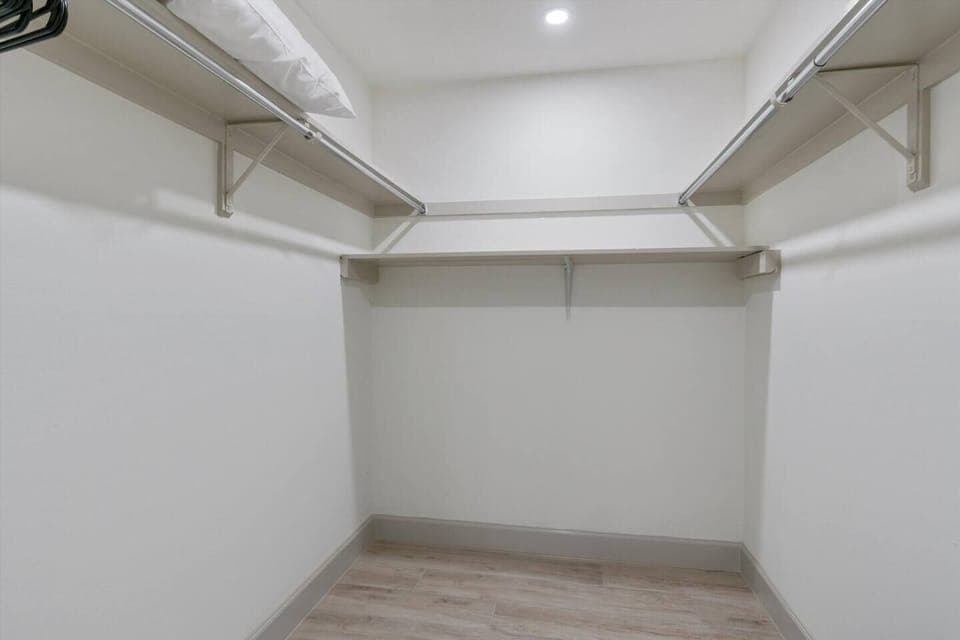 045048cd c512 4f14 a844 99034aada29a