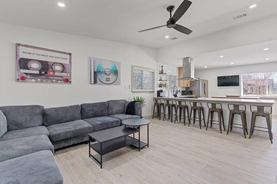 Fa1eef2d 2c81 4745 8149 234e98fd35b0