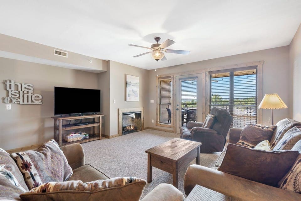 One Bedroom Unit - Living Room