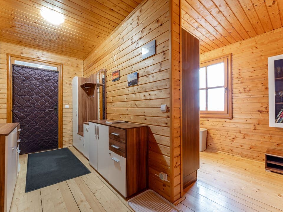 Entrance / Reception