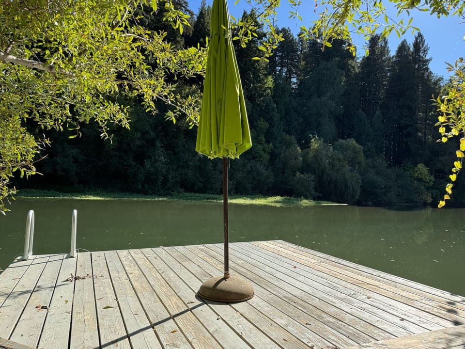 Our dock is a cheery, sunny spot to watch for wildlife and relax. Available weather and conditions permitting.