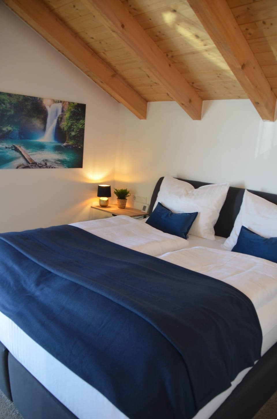 Kingsize Bett 180cm x 200cm 