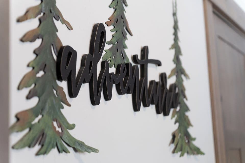 Main Floor Queen (3)