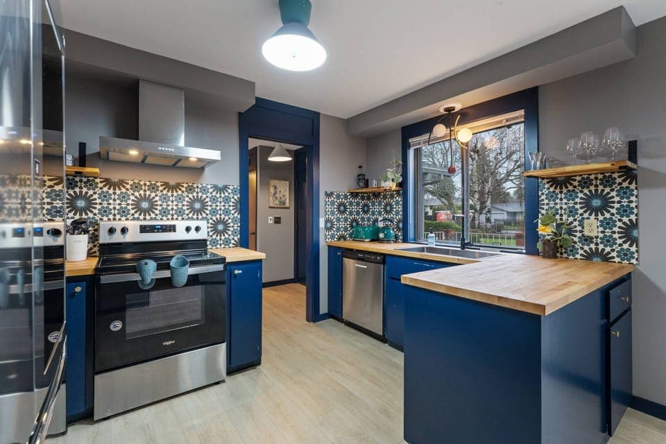 The kitchen is ornately designed and is an excellent place to cook a meal.