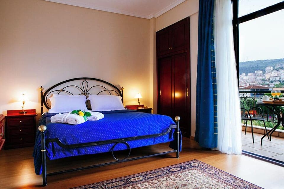 Standard Double or Twin Room, Balcony | In-room safe, laptop workspace, soundproofing, iron/ironing board