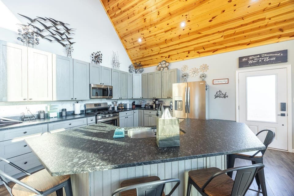 Kitchen Island View