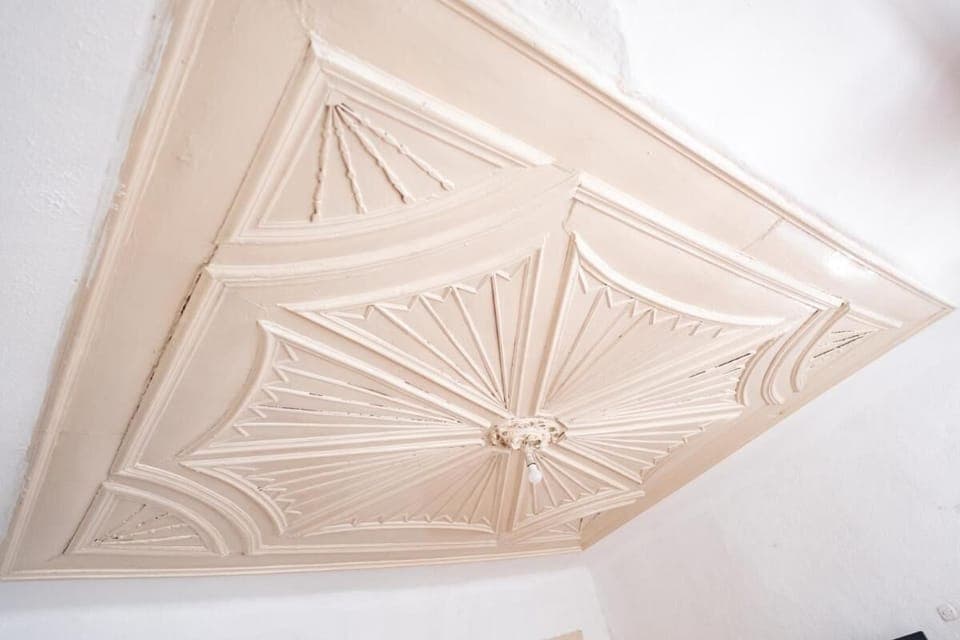 House, 4 Bedrooms, Smoking, Balcony | Interior detail