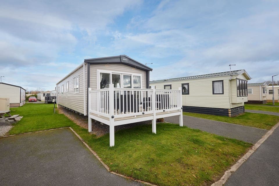 Grange, Morecambe - Host & Stay