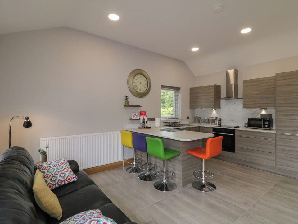 Fridge, dishwasher, electric kettle, cookware/dishes/utensils