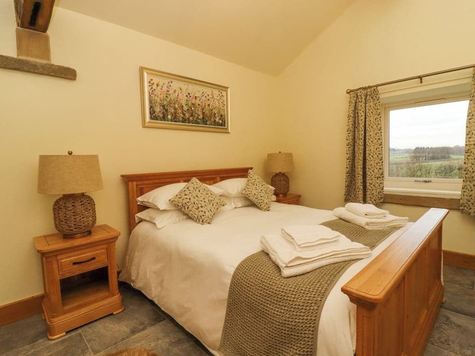 1 bedroom, individually decorated, individually furnished, free WiFi