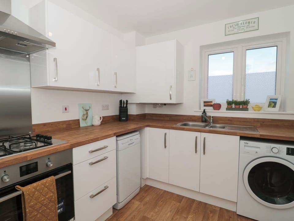 Fridge, dishwasher, electric kettle, toaster