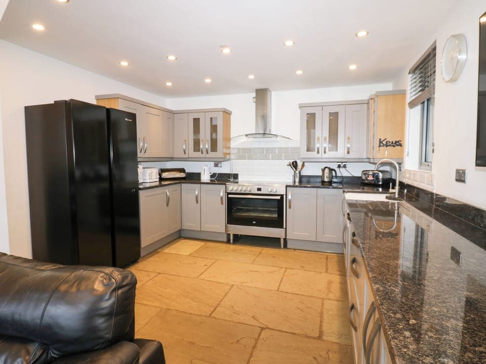 Fridge, dishwasher, electric kettle, toaster