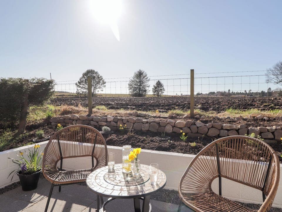 Cottage | Outdoor dining