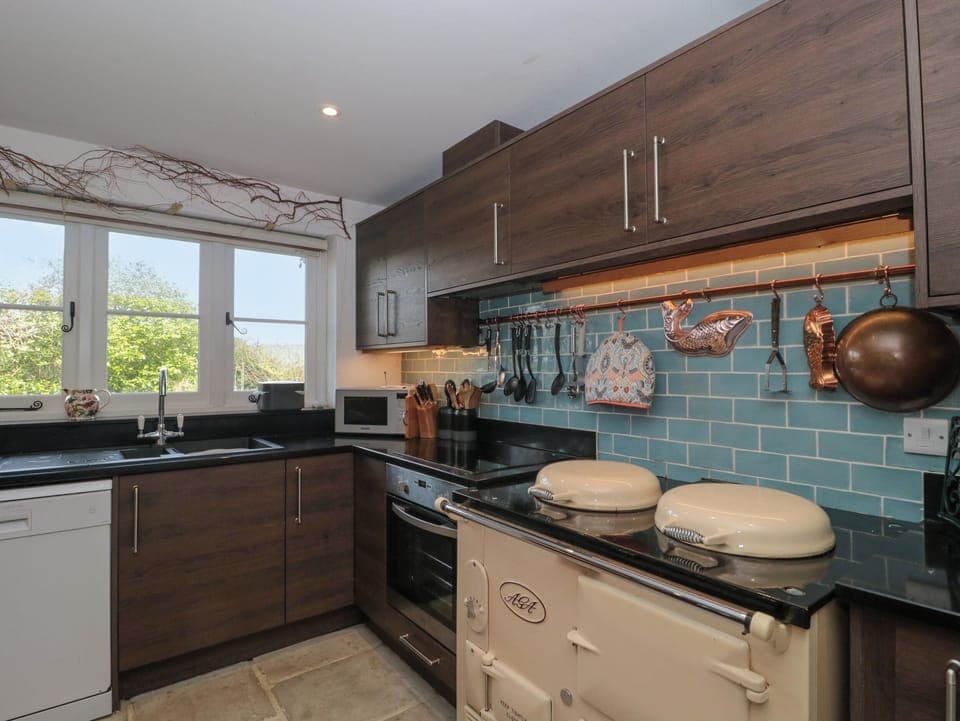 Fridge, dishwasher, electric kettle, toaster