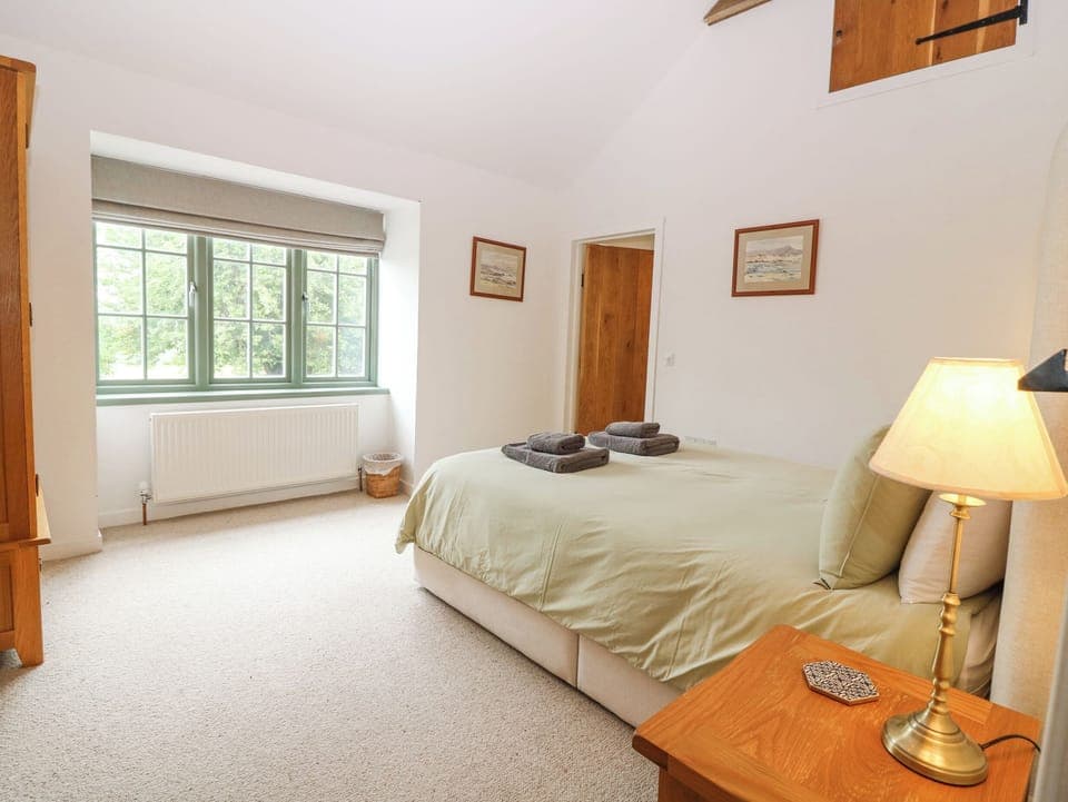 3 bedrooms, individually decorated, individually furnished, free WiFi