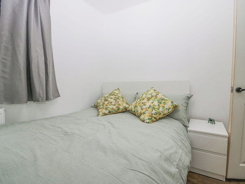 2 bedrooms, individually decorated, individually furnished, free WiFi