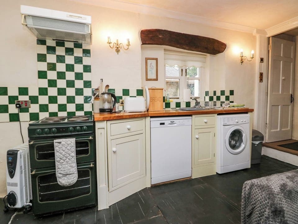 Fridge, dishwasher, electric kettle, toaster