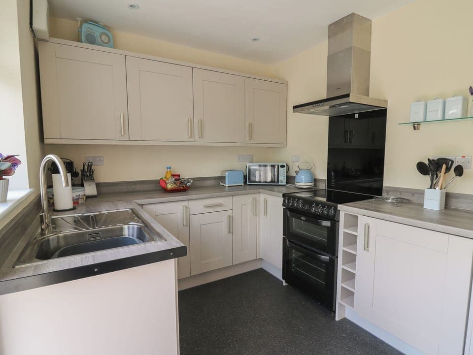 Fridge, dishwasher, electric kettle, toaster