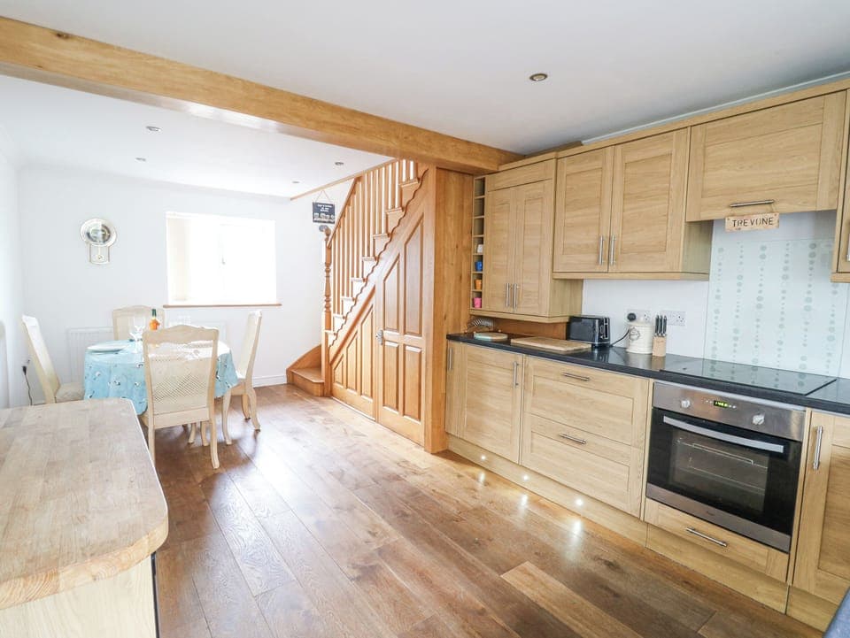 Fridge, dishwasher, electric kettle, toaster