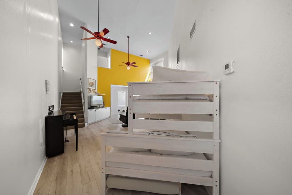 Family Room - Twin/Full Bunk, Deck Access, First Level, Separate Access