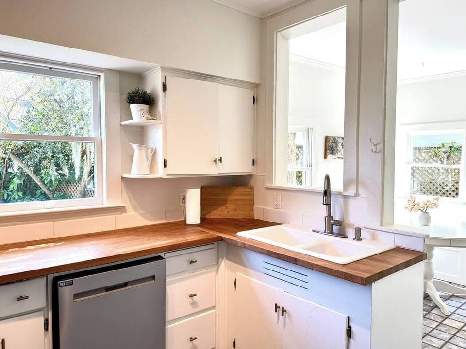 Kitchen (2)
