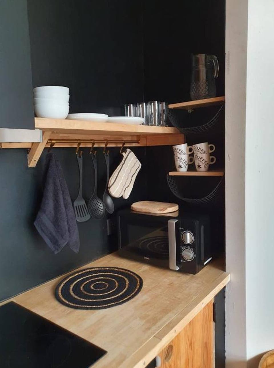 Studio, 1 Bedroom, Smoking, Balcony | Interior