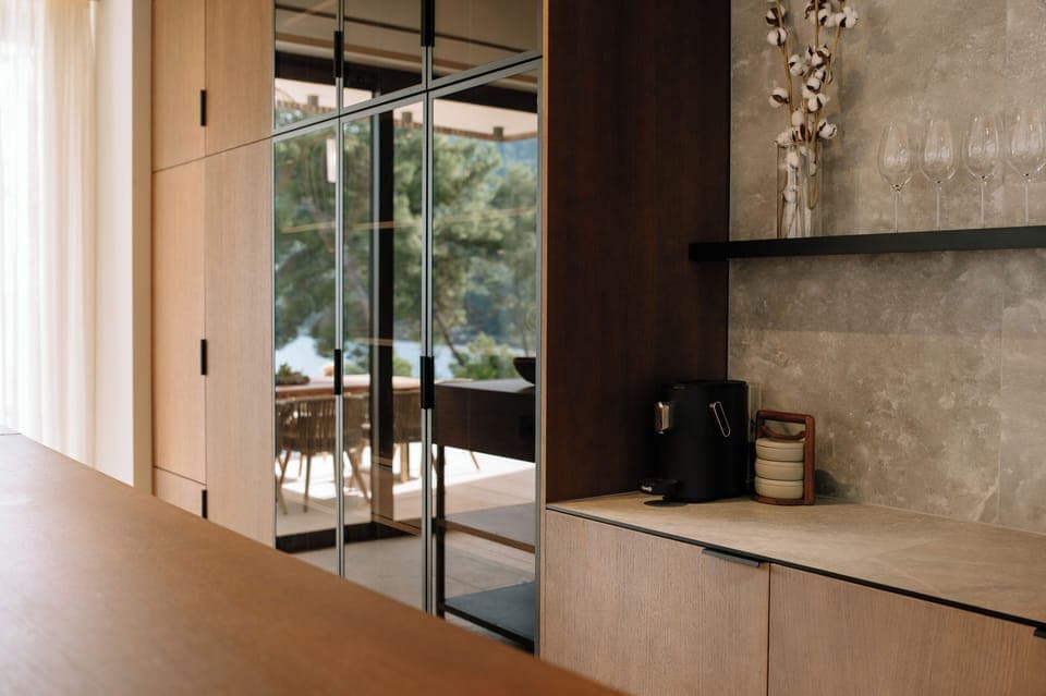 Panoramic Villa | Private kitchen | Highchair