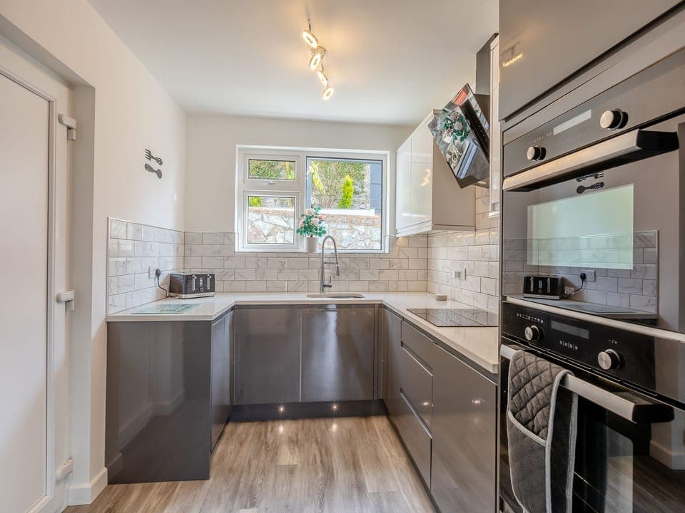 Kitchen | Driftwood Villa, Brixham