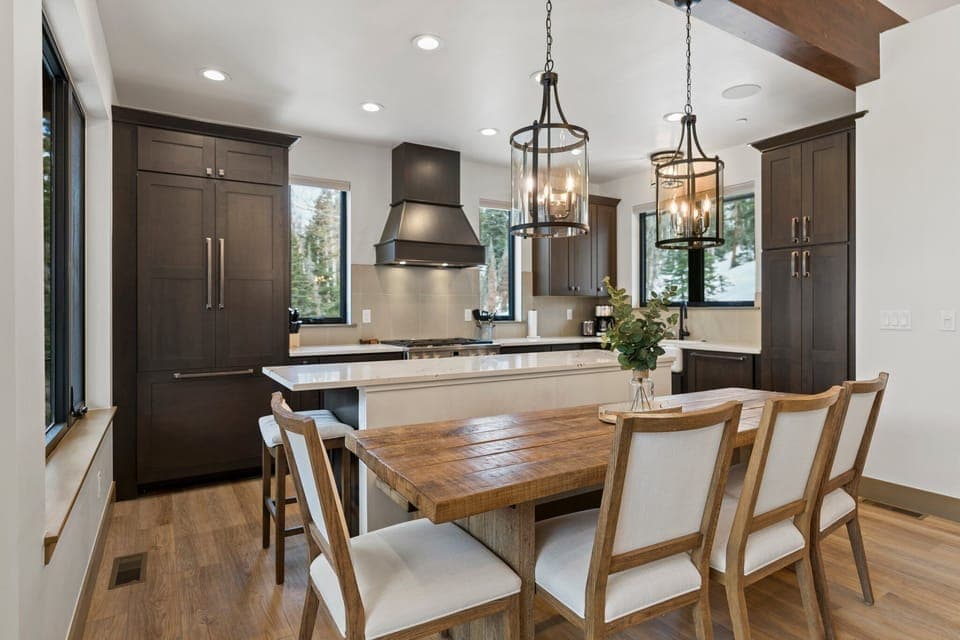 Dining/Kitchen