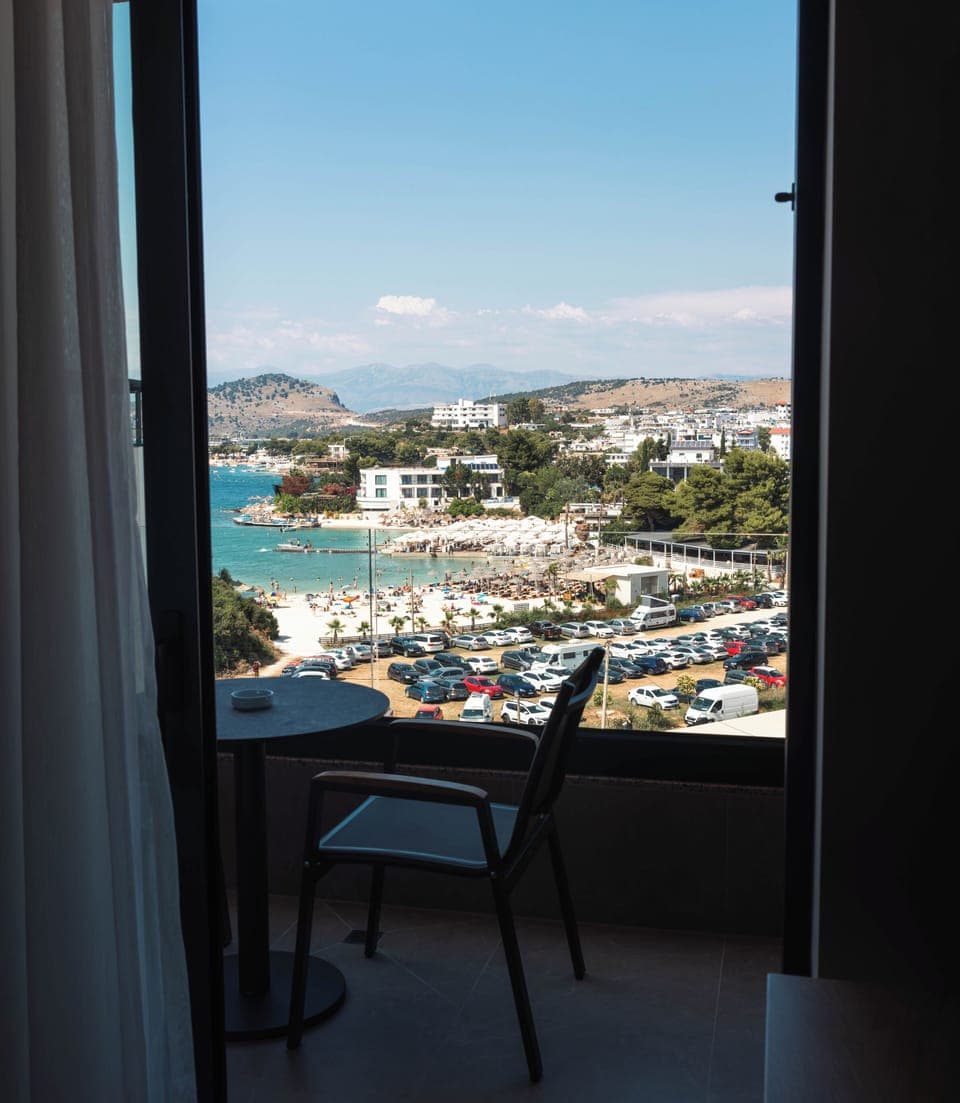 Deluxe Double Room, Balcony, Sea View | Desk, free WiFi, bed sheets