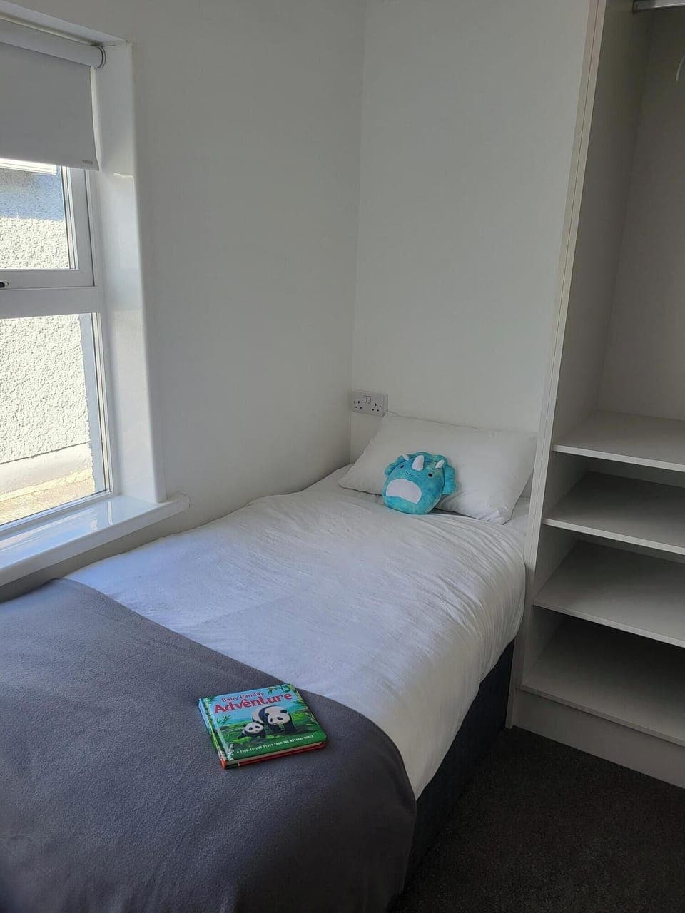 3 bedrooms, blackout drapes, iron/ironing board, free WiFi