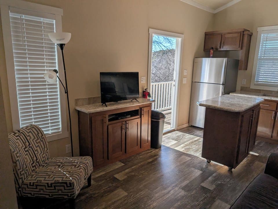 PXL_20250203_172504612.MP