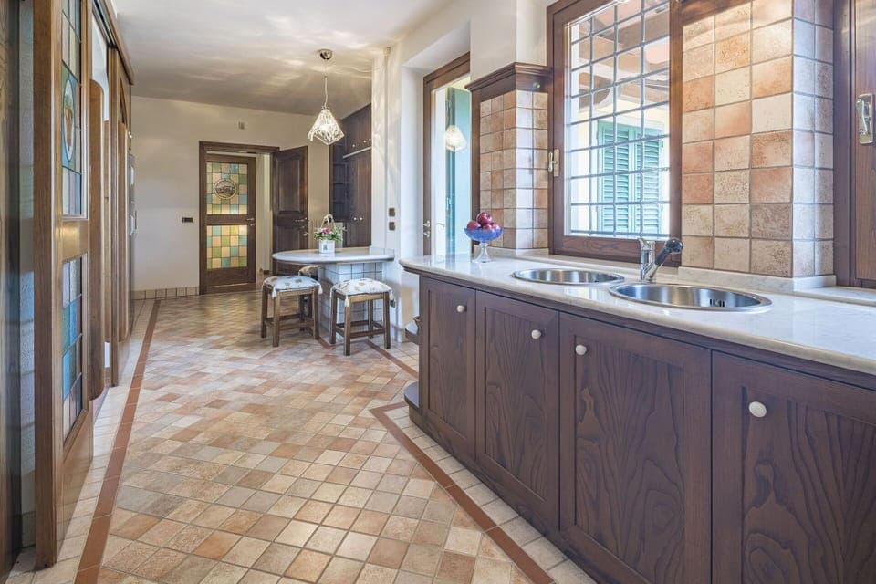 Autumn, Kitchen, Spring, Summer