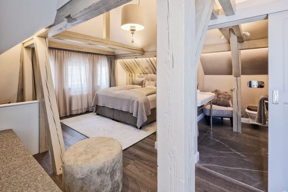 Signature Double Room | Egyptian cotton sheets, premium bedding, pillowtop beds, minibar