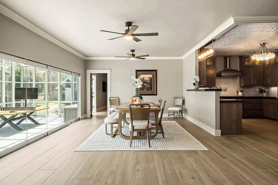 Dining Area 1 - Main House