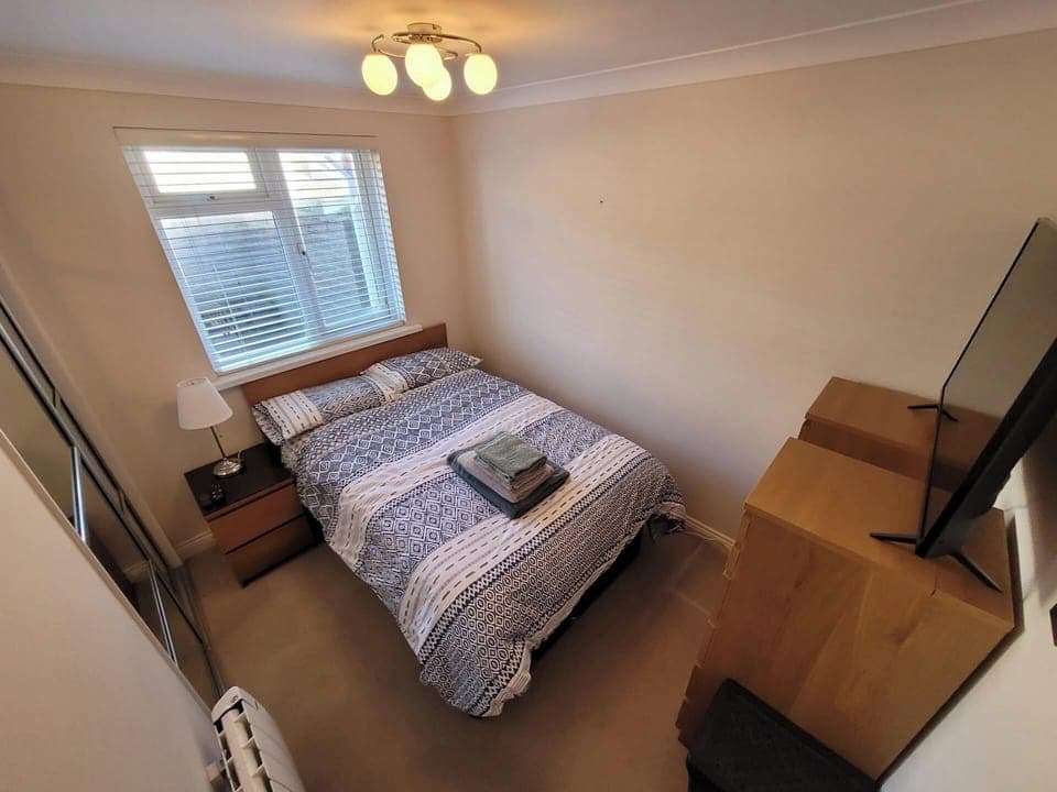 Cottage | 2 bedrooms, iron/ironing board, free WiFi, bed sheets