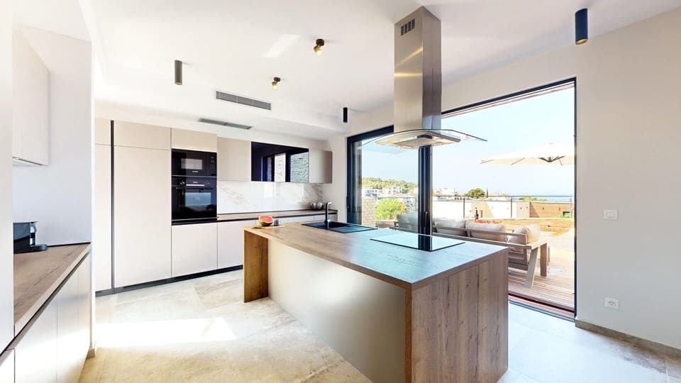 Villa Olives | Private kitchen | Full-size fridge, microwave, oven, stovetop